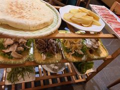-有一锅·野生菌黑山羊腊排骨火锅(古城北门店)