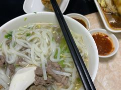 牛肉加丸粿条-华威达牛庄(黄埔大道西店)