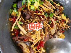 腊味三下锅-银满斗(步行街总店)