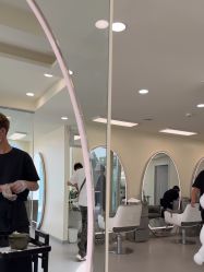 -5M HAIR SALON