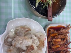 -服务大楼冷面(延大店)