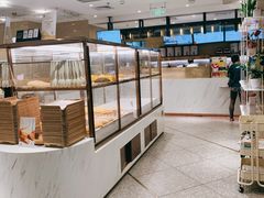 面包甜点陈列柜-奈雪的茶(新天地广场PRO店)