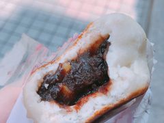 松仁豆沙酒酿饼-长发西饼(临顿路店)