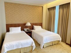 -汕尾巴黎半岛酒店