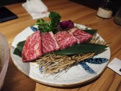 -炼火烤肉店