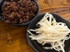 -丽虹云南过桥米线(兴工街店)