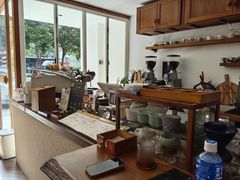 -Line 咖啡(石厦花园店)