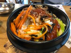 肥牛石锅拌饭-秋木烤肉·韩国牛肉名家(高新旗舰店)