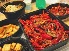 -巴厘龙虾·榜首油焖大虾(音乐学院·沿江酒馆店)