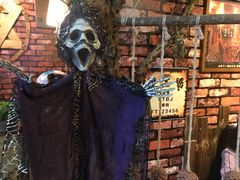 -MAX伯爵趣味互动密室逃脱(大坪D馆店)