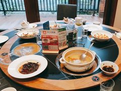 -黔蘑菇四季餐厅(观山湖店)