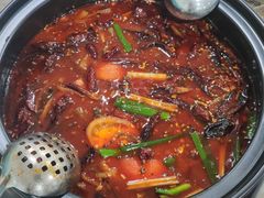 -小辣椒汤锅烧烤(温泉南街店)