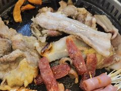 -布罗城堡自助烧烤(鸿通城购物中心店)