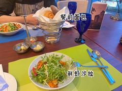 -香格里拉鱼跃地中海西餐厅·牛排披萨