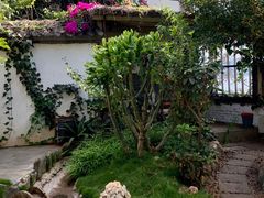 -岛七土菜馆.白族石板烧烤庭院餐厅