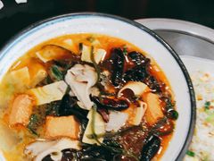 -瑞杰烧烤店·24小时营业(山东路店)