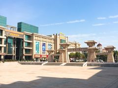 -汉口北国际商品交易中心品牌服装城