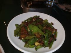 -回家乡湘菜馆(凌奥店)