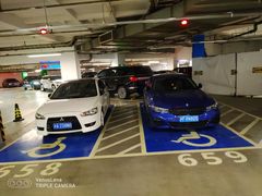 -宜家家居（上海徐汇商场店）-停车场