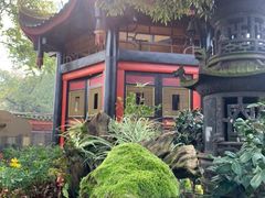 -峨眉山报国寺