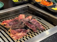 -臻牛烤肉