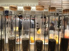 -喜茶(上海打浦桥日月光gelato lab+店)
