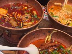-成都你六姐·牛肉冒菜(上海环宇荟店)