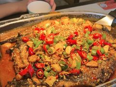 -江边城外烤全鱼(世茂广场店)