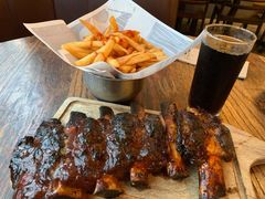 -Ribs & Burgers The Rocks