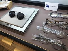 -肆兮眼镜·蔡司·徕卡战略合作店(大坪店)