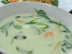 -Kat's Kitchen