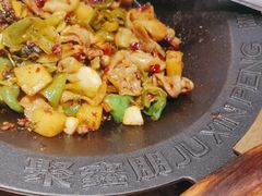 -聚鑫朋酸菜肥肠(文艺路口店)