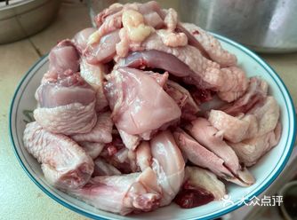 最近过年大鱼大肉都腻了 直接今天弄个椰子鸡让大家解解