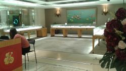 -北京七彩云南翡翠珠宝旗舰店(月坛店)