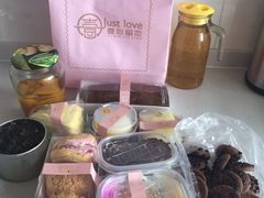 -壹心榴莲千层蛋糕甜品店