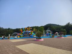 -大连铭湖国际观光牧场