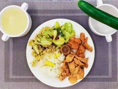-巅峰减重高端减肥训练营(惠州店)