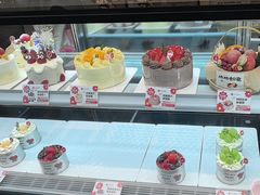-花花卷卷·鲜食蛋糕(静安久光百货店)
