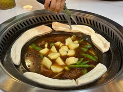 -哈尔滨烧烤·山河村铁锅炖(交大店)