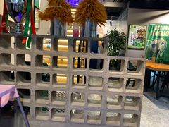 -京狮炙燥·精酿烧烤(首经贸店)