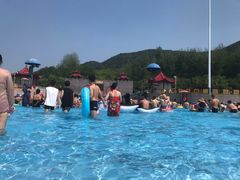 -汤山欢乐水世界