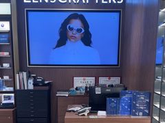 -LensCrafters亮视点(东方新天地店)