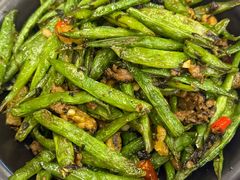 -堂瓦里·33年传统赣菜(第一街区店)