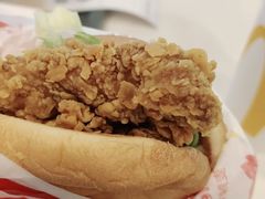 麦辣鸡腿汉堡经典中薯条套餐-麦当劳(宜安广场店)