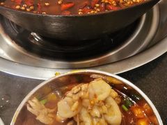 -鸿顺老铁锅美蛙鱼府(解放碑店)