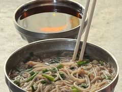 -正宗杨记普洱酸醋米线(总店)