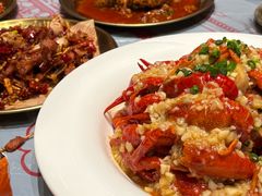 -肥肥虾庄·金牌油焖大虾(杨园滨江时代walk店)