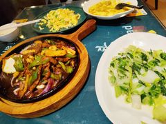 -南京金牛湖巨碗鱼头