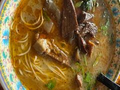 -金杨拉面王小吃面馆·牛三宝面·红烧牛肉粉