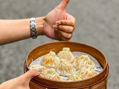 -莱莱小笼·乔艾